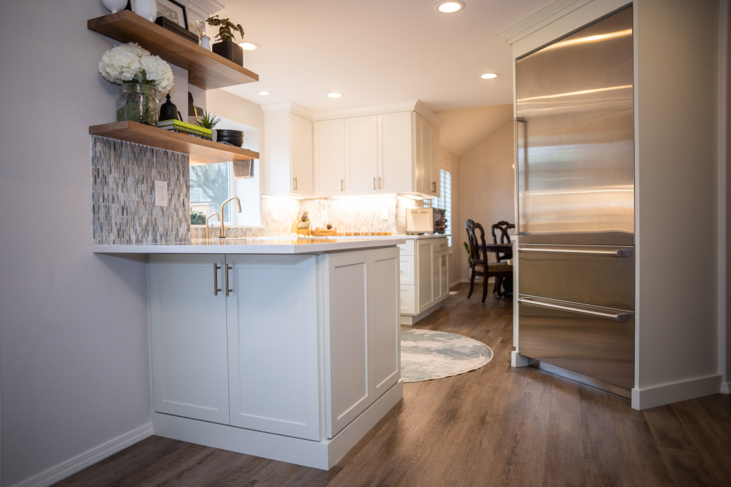 What Kind of Costs Go Into Remodeling a Kitchen?